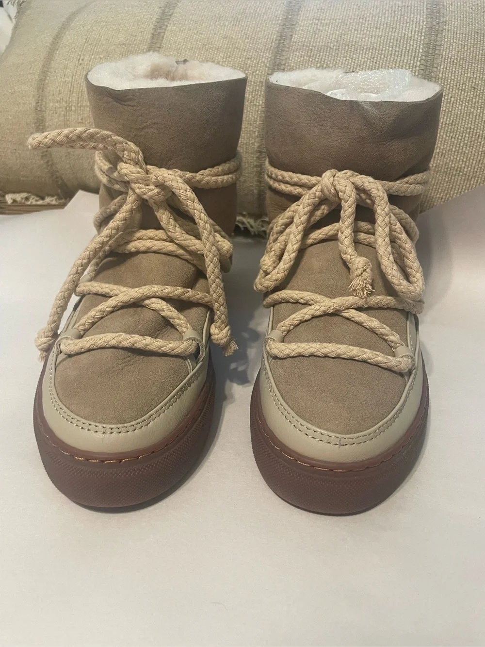 Inuikii Shearling Rope Lace Up Snow Boots NWT Beige Taupe Tan EU 38 US 7.5 8